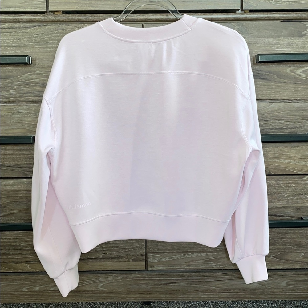 Lululemon Softstreme Perfectly Oversized Cropped Crew - Picture 2 of 7